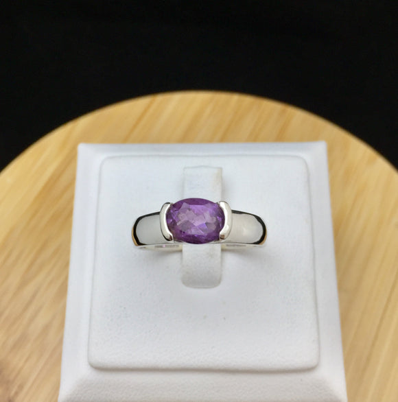 Amethyst Ring    STR 65