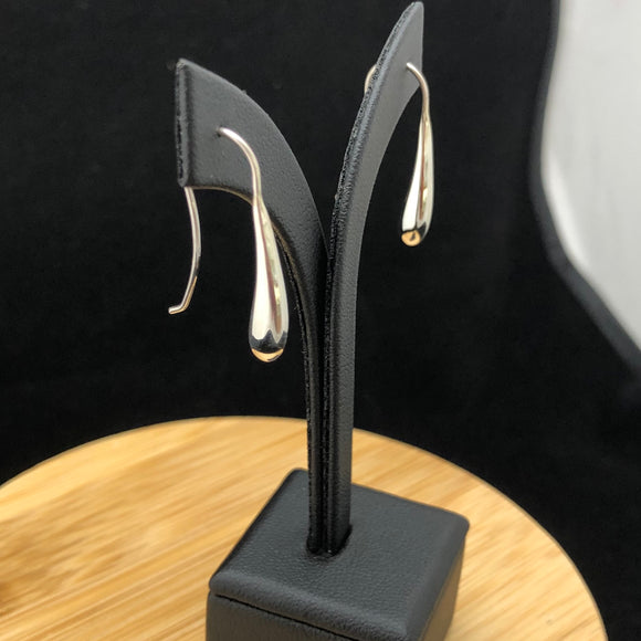 E113    Silver Earrings
