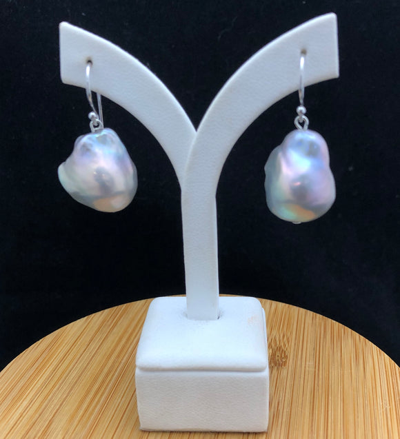 Edison Baroque Pearl Earrings   OLE 06