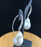 Edison Baroque Pearl Earrings                                 OLE 04