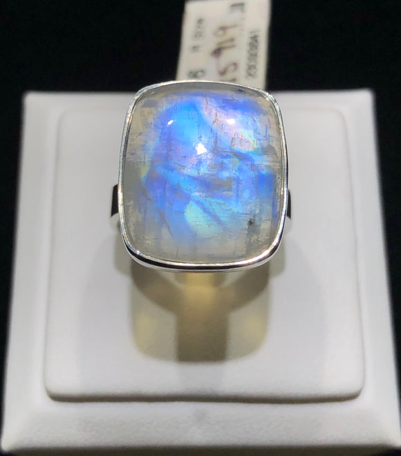 Moonstone Ring                                 OLR 10